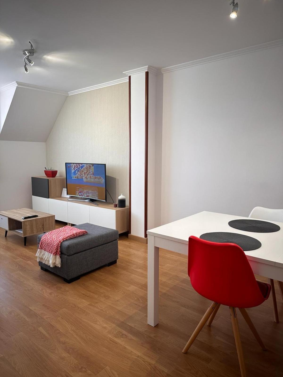 Apartmán Piso Oroso No Camino Sigueiro Exteriér fotografie